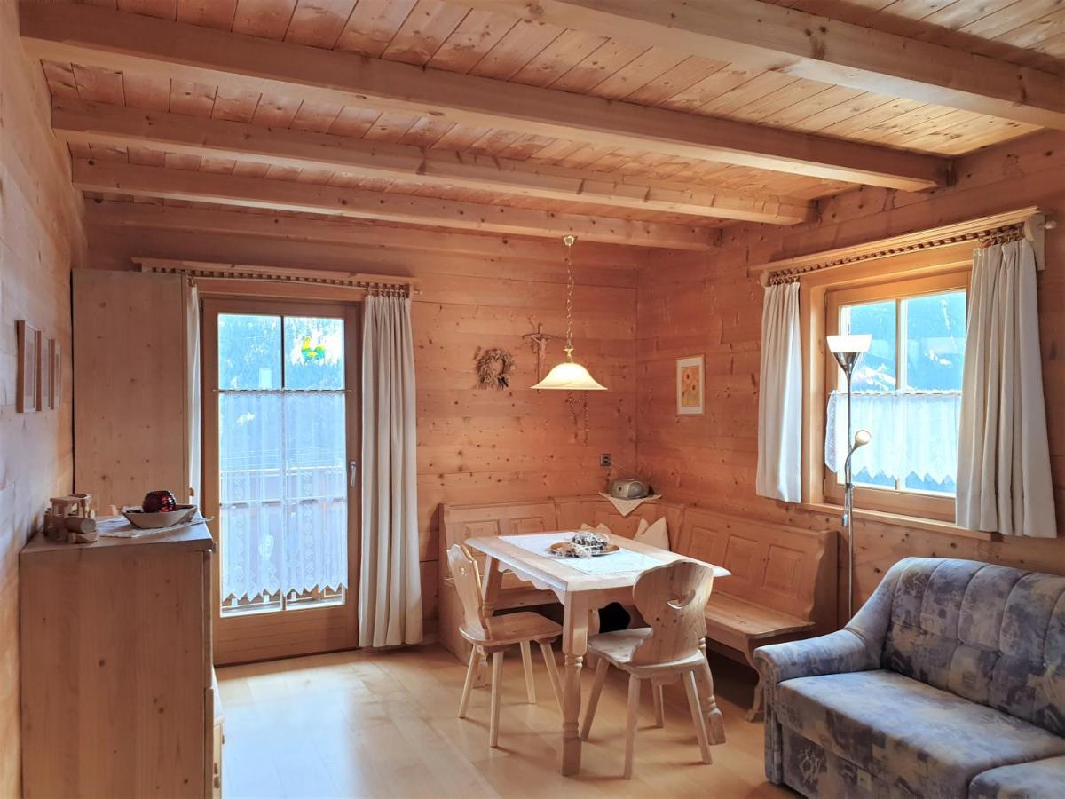 סן פנקרציו ד'אולטימו Ferienwohnung Maiernhof Bauernhof Ultental חדר תמונה